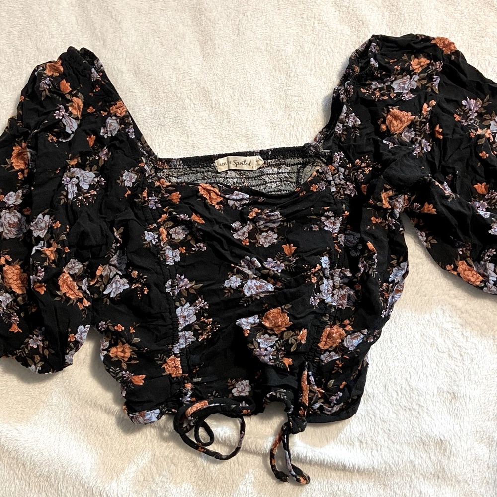 Black print rouched crop top